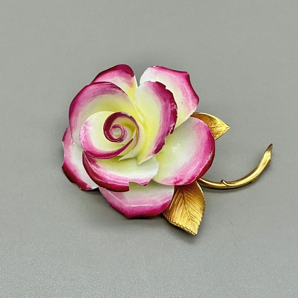 Vintage Giovanni Pink White Enamel Rose Flower Brooch Gold Tone Signed Floral